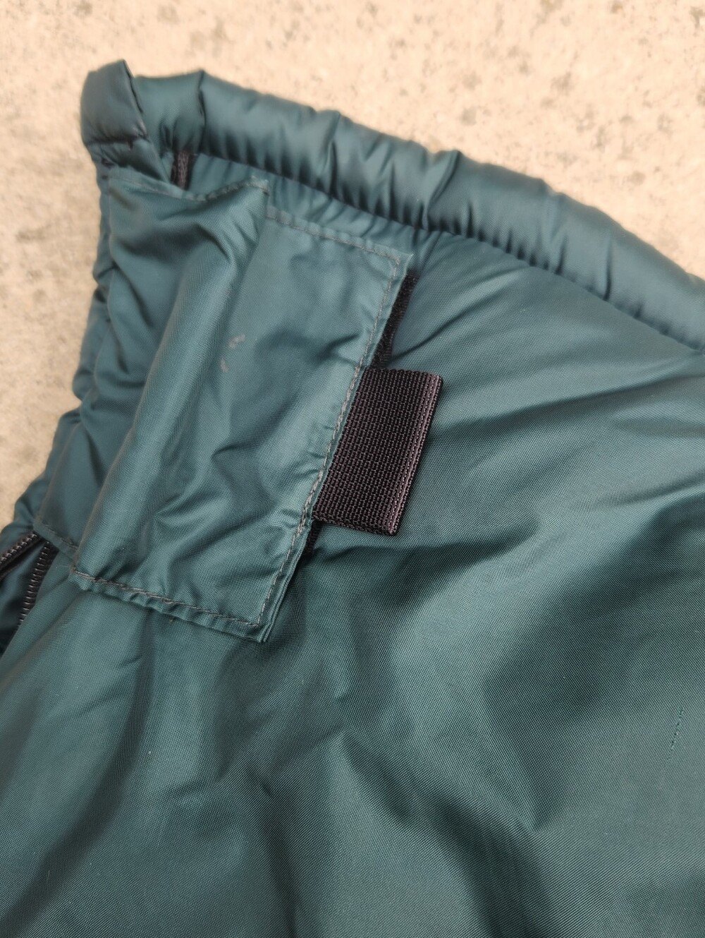 Adult LL BEAN 40° Teal Puffer Sleeping Bag - Picture 5 of 15